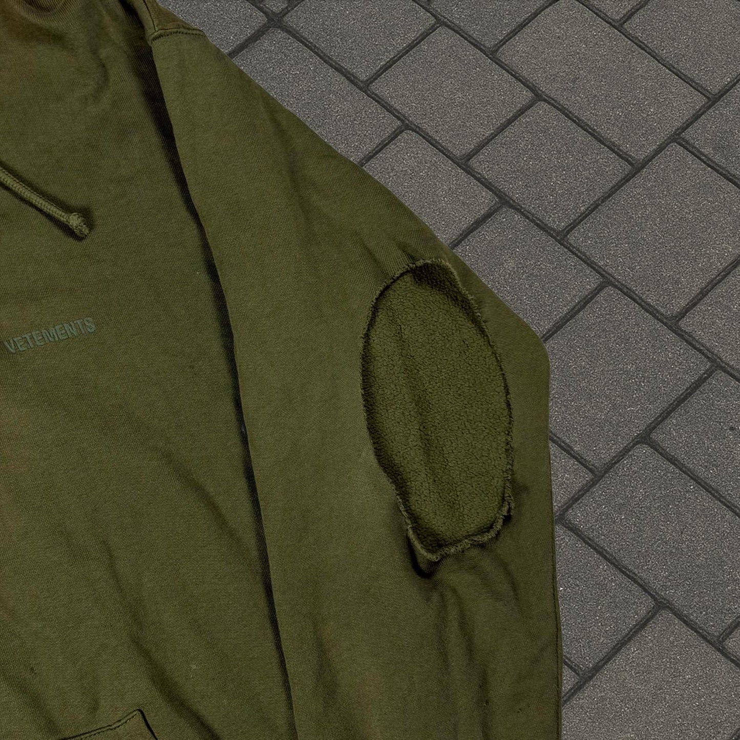 FW19 Vetements Bullet Zip Up Hoodie