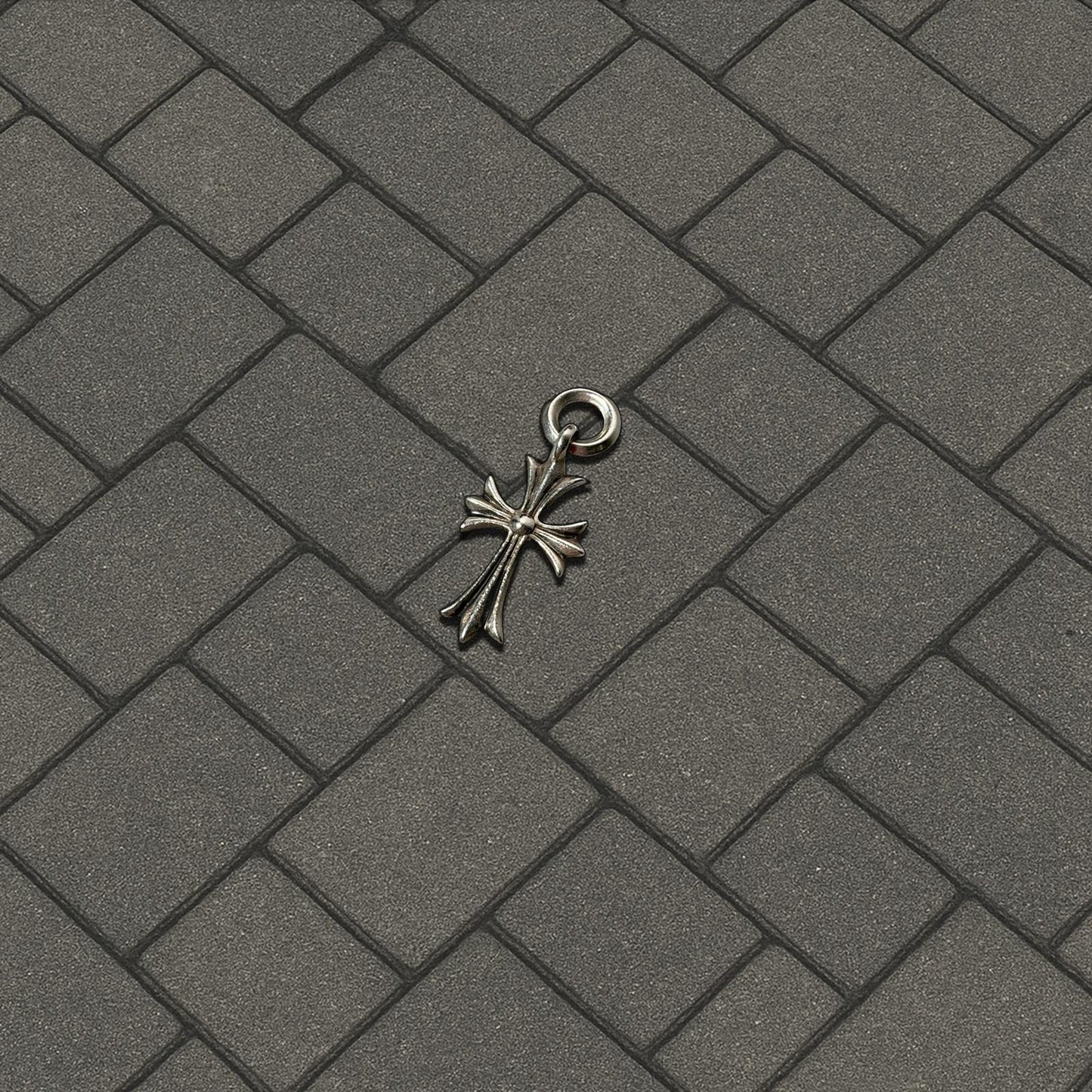 Chrome Hearts Small Cross Pendant