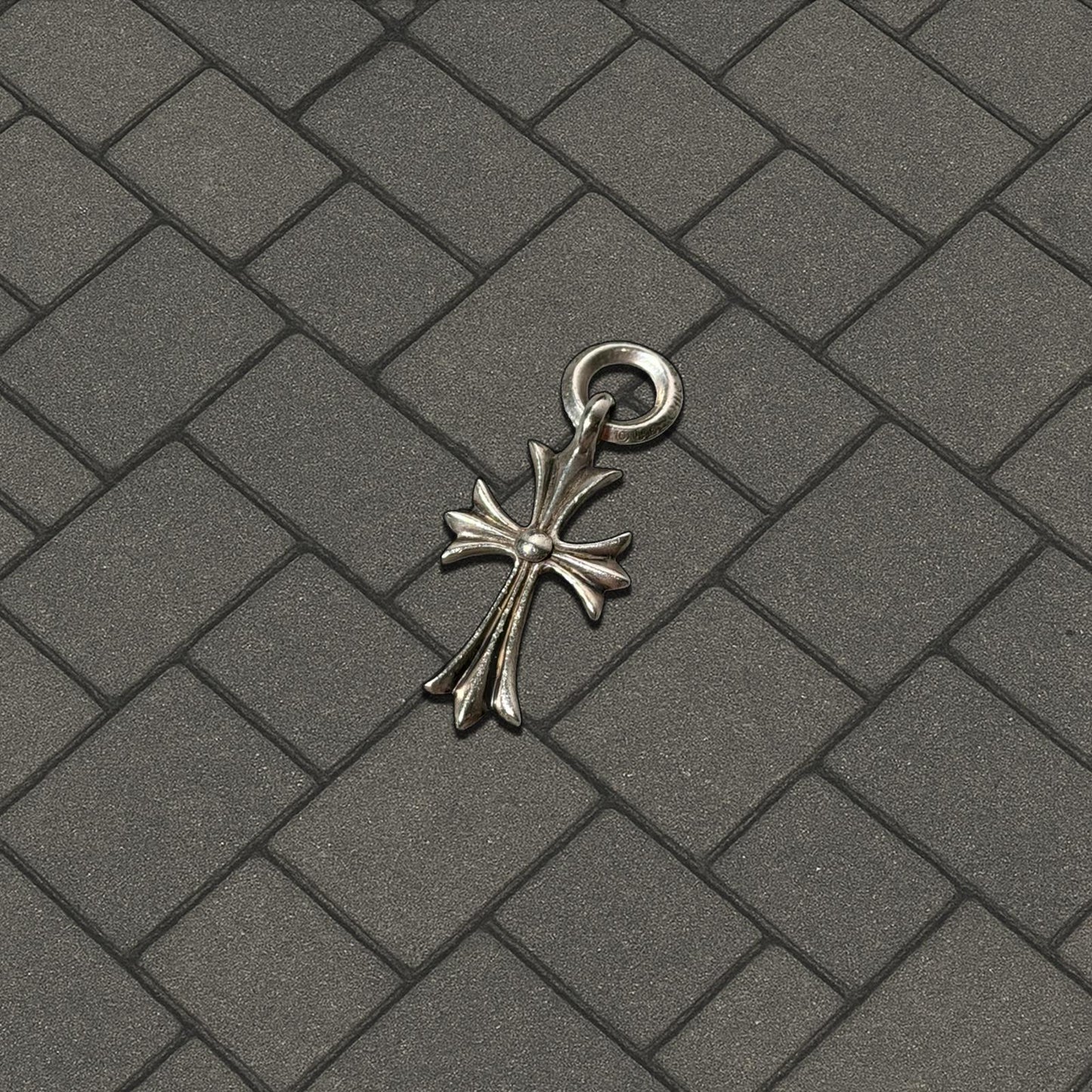 Chrome Hearts Small Cross Pendant