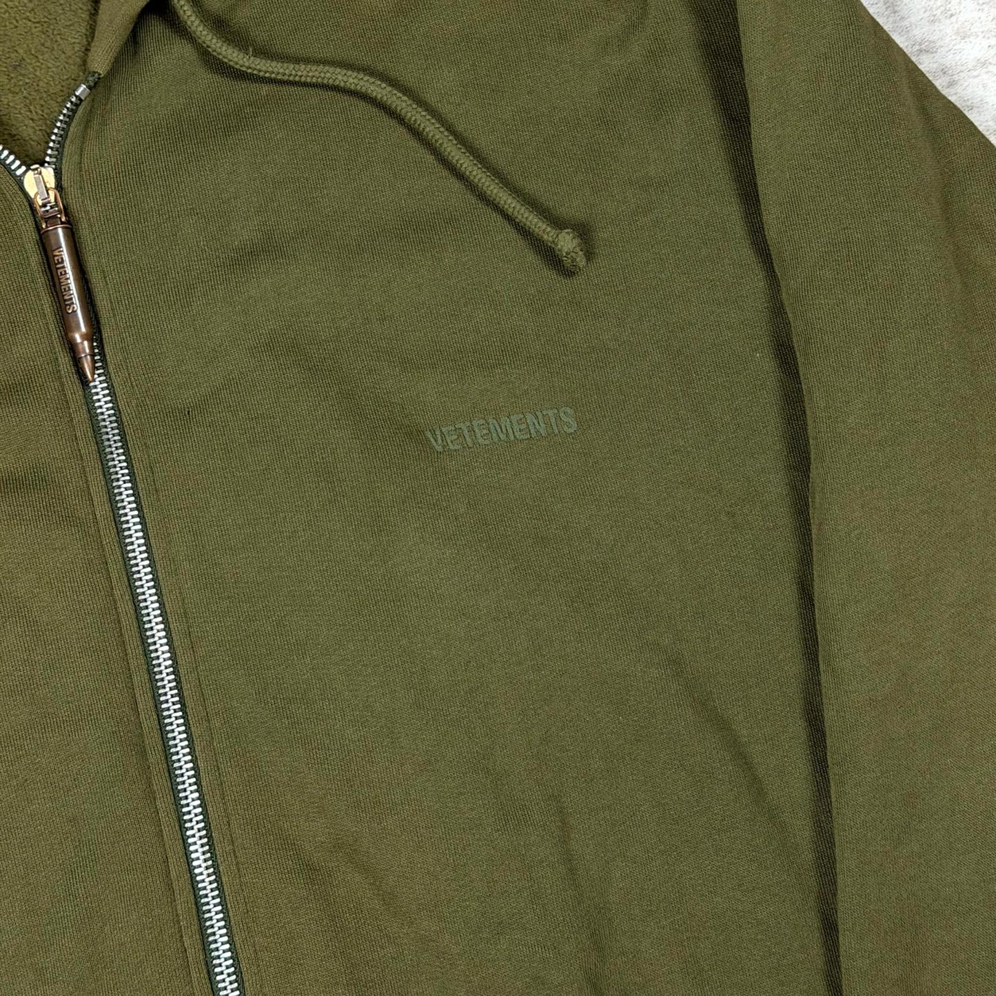 FW19 Vetements Bullet Zip Up Hoodie