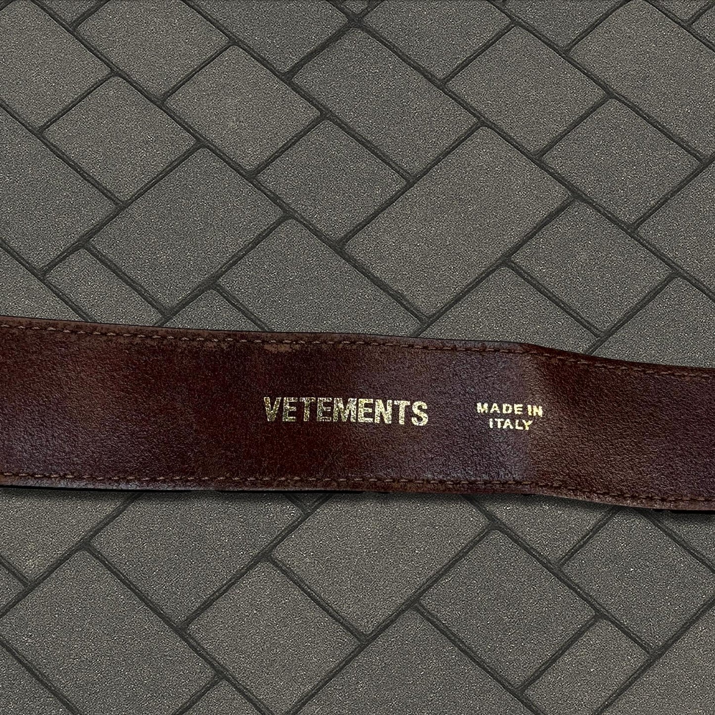 AW18 Vetements Emoji Belt