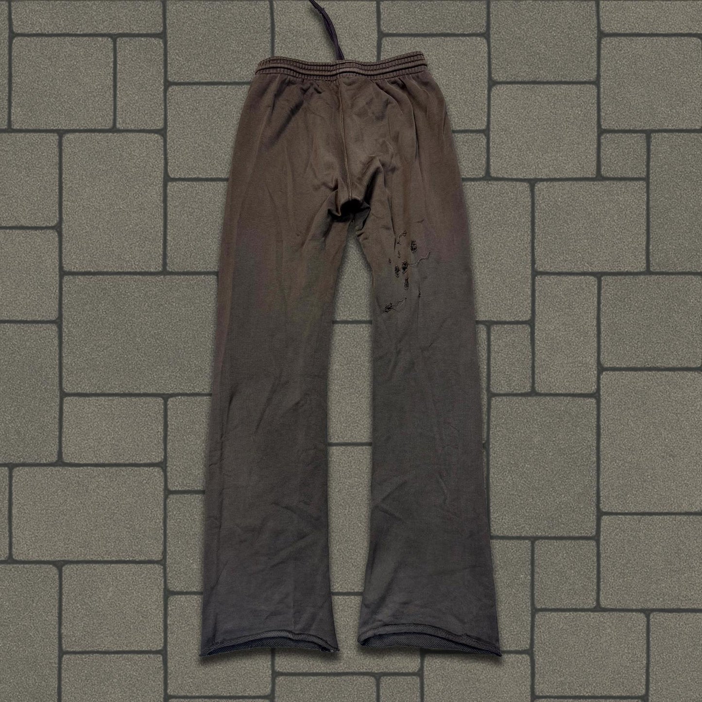 AW01 Number Nine Crest Sweatpants
