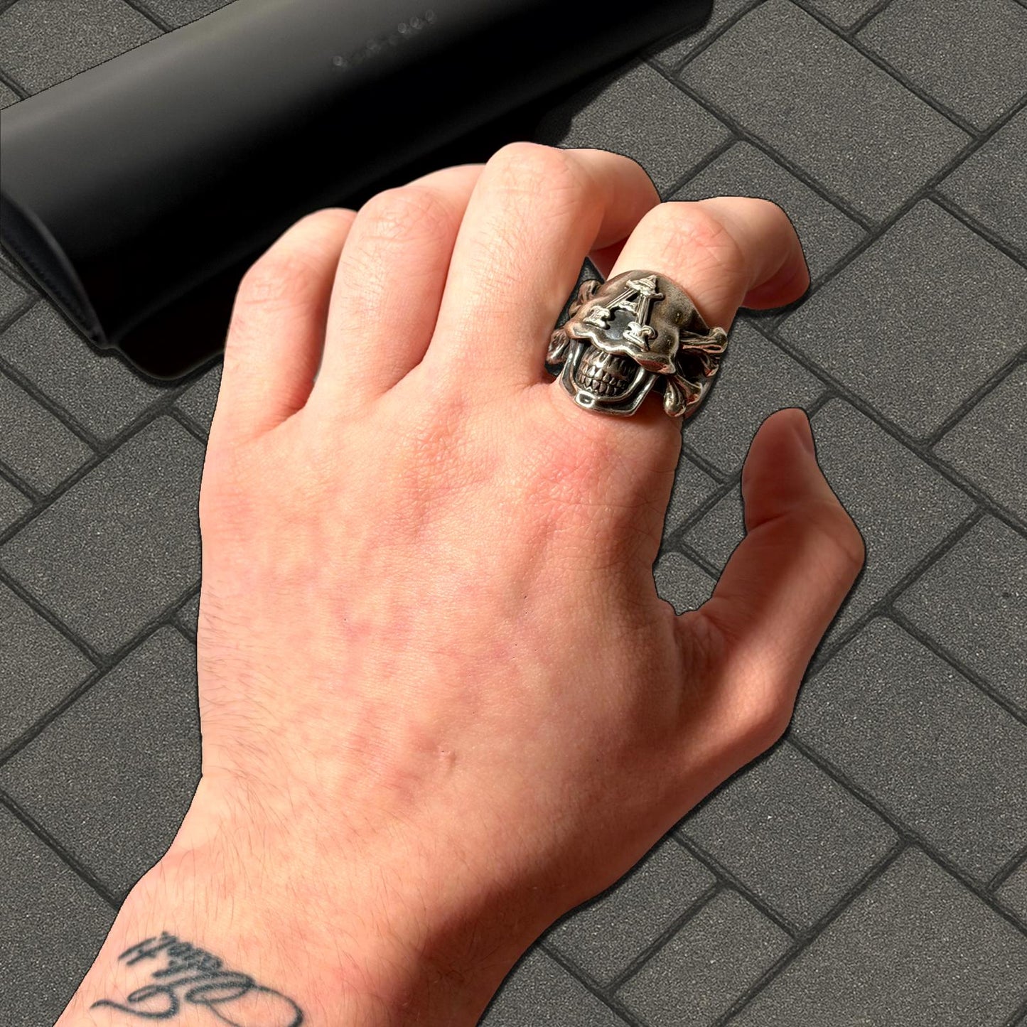 AW03 Undercover Paperdoll Ring